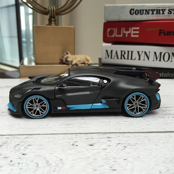 Maisto 1:24 Bugatti Divo Roadster simulācijas sakausējuma auto modelis kolekcija dāvanu rotaļlietas