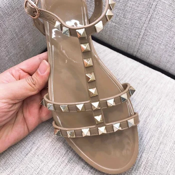 Sieviešu Sandales Sieviešu 2019 Jaunas Vasaras Kurpes Karstā Pārdot Modes Dāmas Kurpes Pludmales Kniedes Gladiatoru Sandales Lielu Izmēru 40