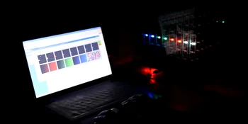 Elektronisko diy komplektu 2018 JAUNU 3D 8 8x8x8 RGB/Krāsains led cubeeds komplektu ar Lielisku animācijas Ziemassvētku Dāvanu SD kartes