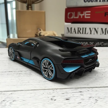 Maisto 1:24 Bugatti Divo Roadster simulācijas sakausējuma auto modelis kolekcija dāvanu rotaļlietas