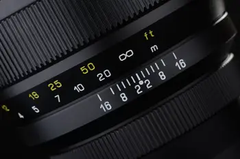 Mitakon Zhongyi Speedmaster 85mm f/1.2 Objektīvs Canon EOS EF Nikon F Pentax K PK Sony FE E & Canon RF mount & Nikon Z Mount
