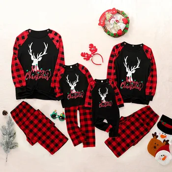 Priecīgus Ziemassvētkus ģimenes atbilstošas drēbes Karikatūra Pidžamu Pleds Ģimenes Saskaņošanas Ziemassvētki Sleepwear Uzstādīt пижама женская комплект