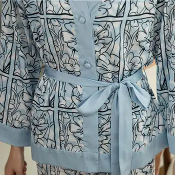 Sieviešu Pidžamas Komplekts Satīna 2GAB Sleepwear Ikdienas Krekls&Elsas Zaudēt Pijamas Uzvalks Ir 2021. Pavasara Jaunās Drukas Ziedu Mājas Drēbes