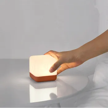 USB Uzlādes Radošo Kubs ar Miega Gaismas Flip Taimeris Nakts Gaisma LED Enerģijas Taupīšana Galda Lampa