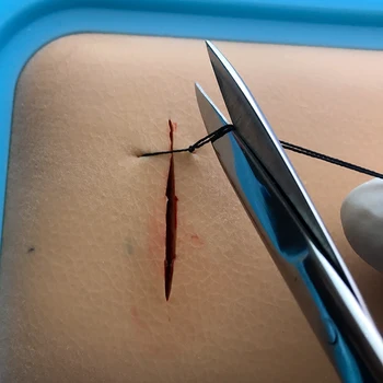 Ķirurģiskās šūšanas instrumentu komplekts medicīnas students rīku komplekts silikona ādas šuvju prakses modelis ar adatu