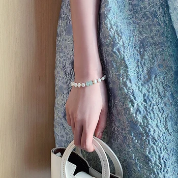 Klasiskās Modes Dabīgā Akmens Pērļu Rokassprādzi, Kulonu Sievieti Izsmalcinātu Kristālu Jauno Laimīgo Aproces Aproce Jubilejas Dāvanu 2021