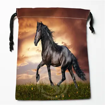 Jauns Skaists zirgs iespiesti uzglabāšanas soma 18*22 cm Satin aukliņu somas Kompresijas Tipa Somas Pielāgot attēlu dāvanas