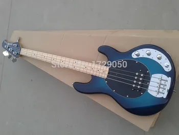 Mūzikas Instrumentu, jaunu mūziku, cilvēks StingRay bass ģitāra zilā krāsā mūzikas vīrietis, 4 stīgas, Bass ģitāra