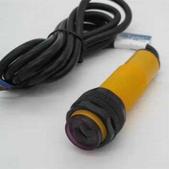 Augstas kvalitātes E3F-DS30C4 M18 Difūziem fotoelektrisks slēdža Sensoru Optisko trīs līnijas NPN Normāli atvērt 30 cm regulējams 6-36VDC