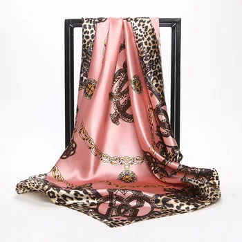 Luksusa Kerchief Zīda Satīna Hijab Šalle Sievietēm ar Kvadrātveida Šalles Leopard Print Head Šallēm Sieviešu 90*90cm Kakla Šalles Dāmām